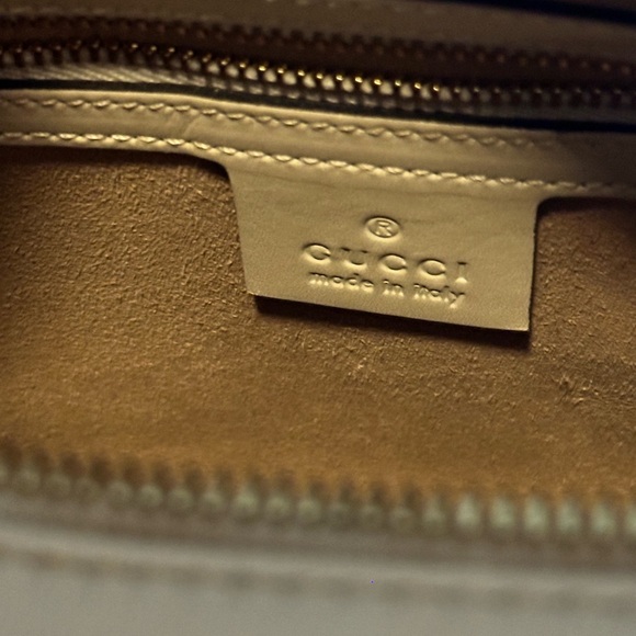 Medium signature top handle, leather satchel - Picture 8 of 8